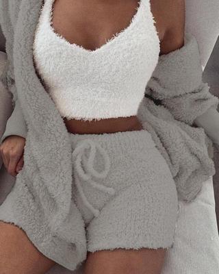 3-Piece Women's Velvet Pajama Set – Chic &amp; Cozy Loungewear